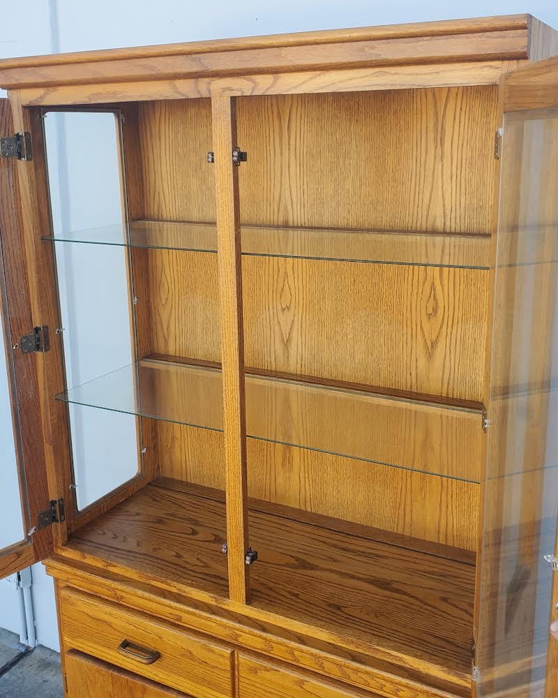 light wood/honey China display cabinet