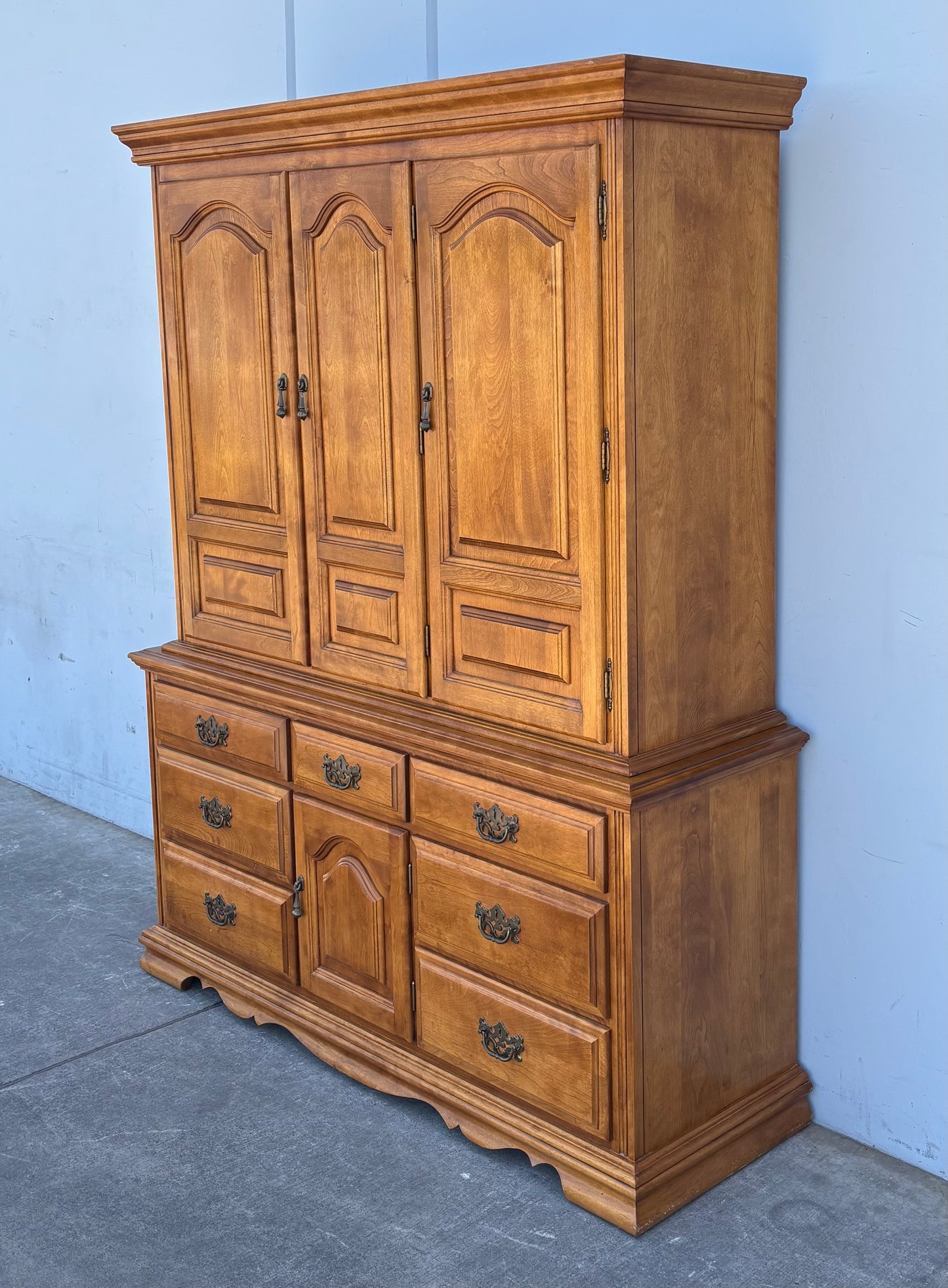 Solid Wood Hutch cabinet