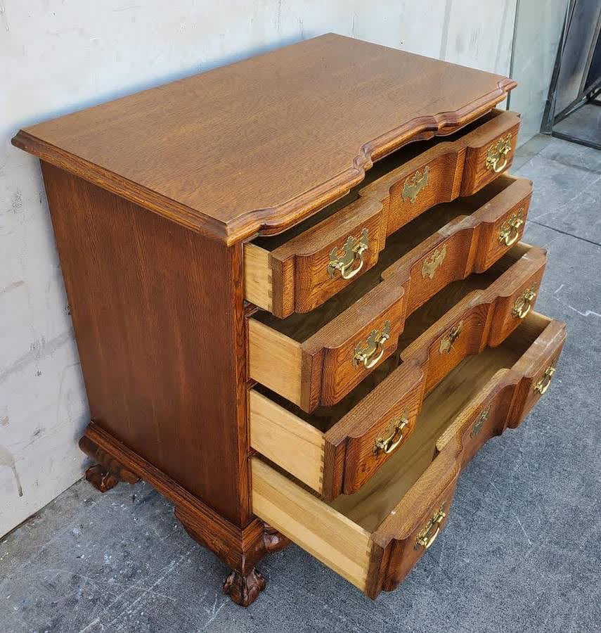 Block front dresser chest antique/vintage