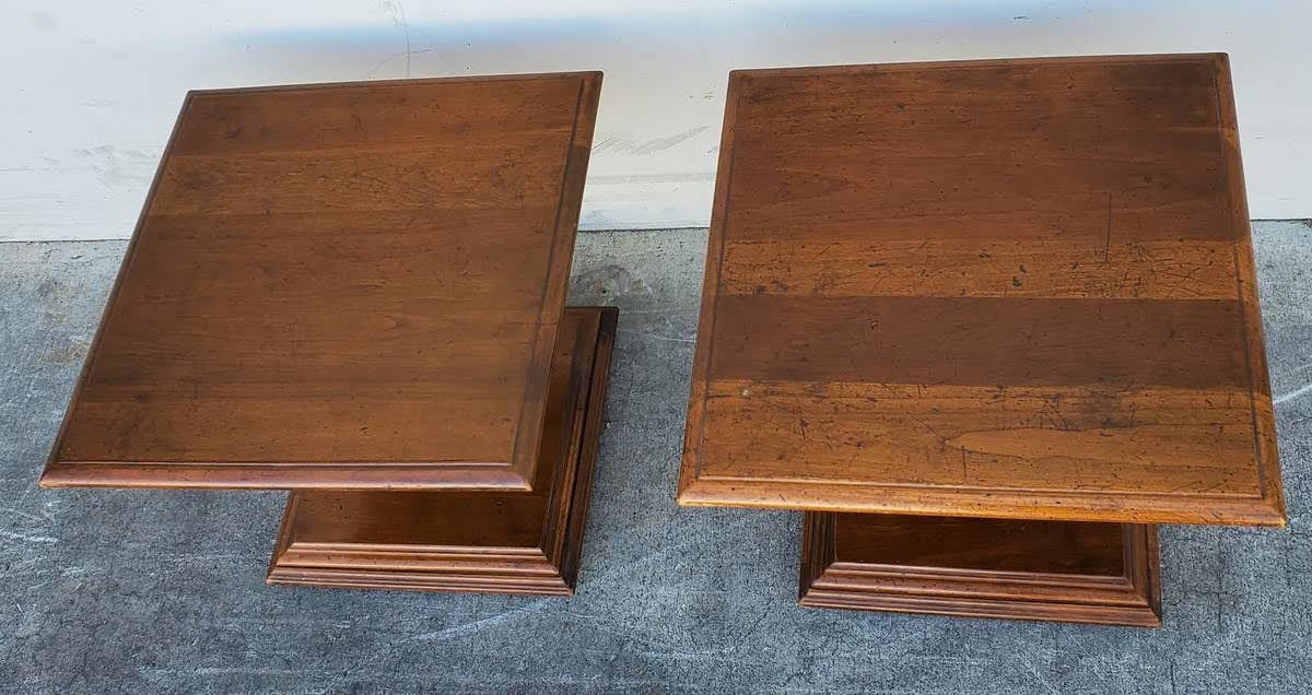 End/side tables (2) dark wood set
