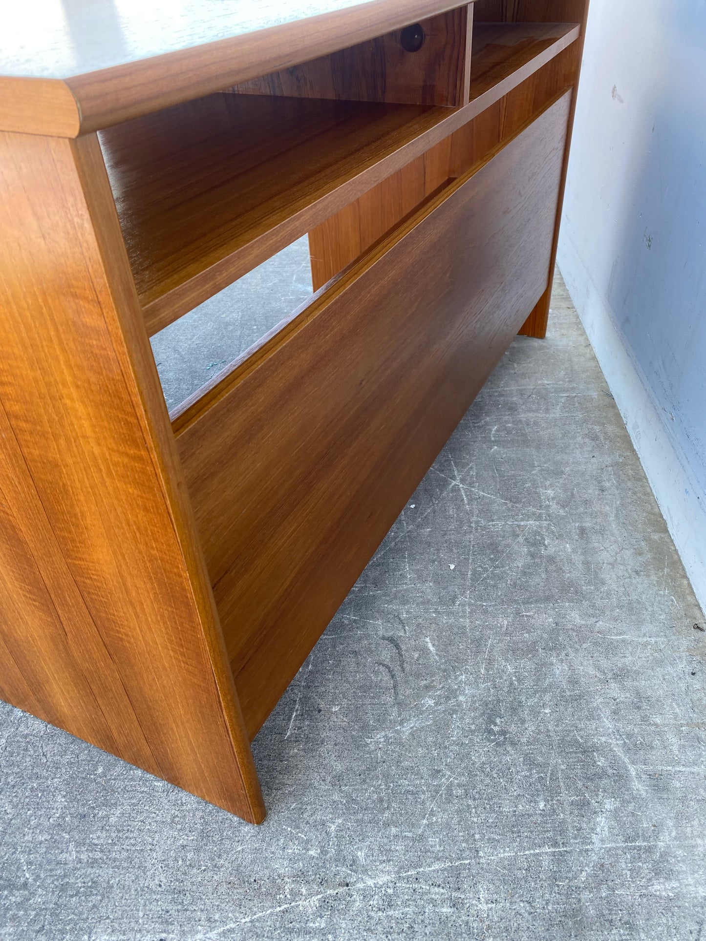 Computer/office desk