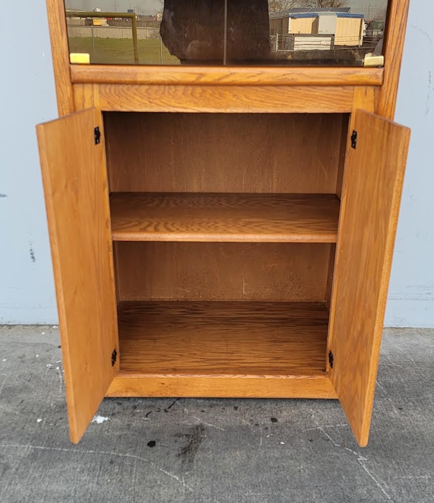 Display cabinet/ hutch cupboard storage