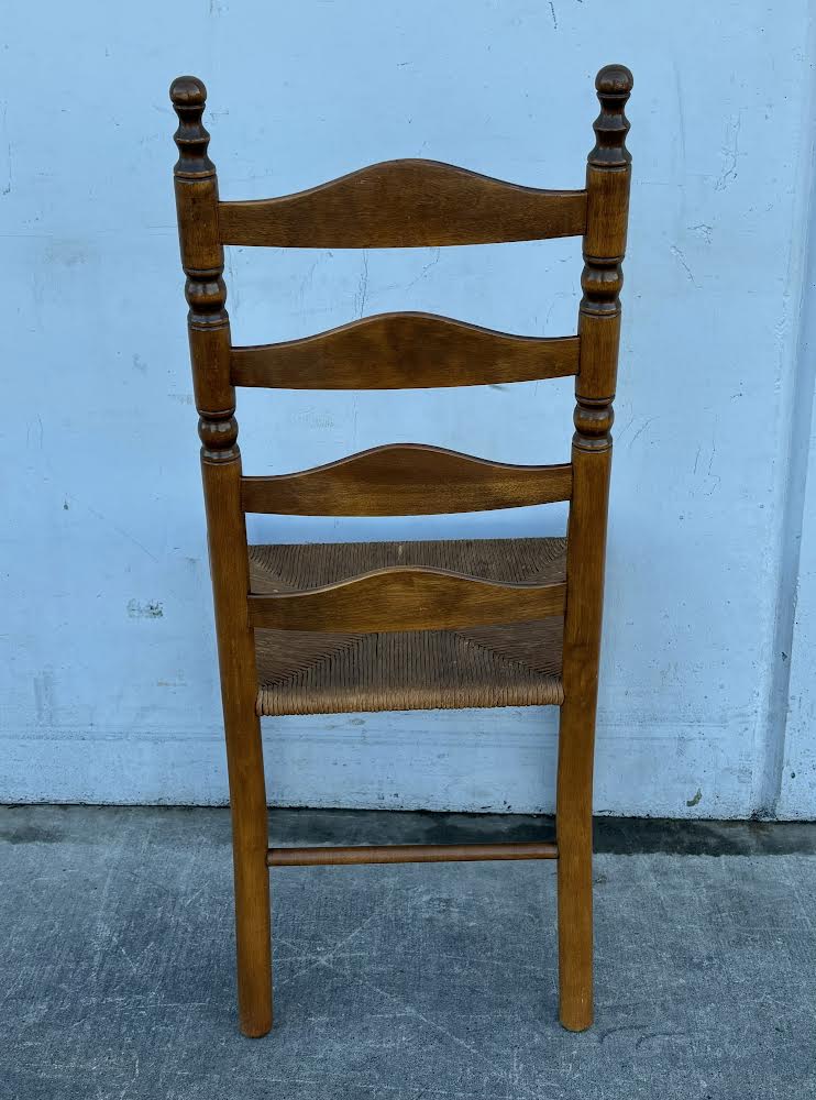 Mid 20th Century Maple Farmhouse Ladder Back Dining Side Chair