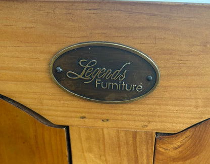 Antique legends TV stand/Dresser/sideboard