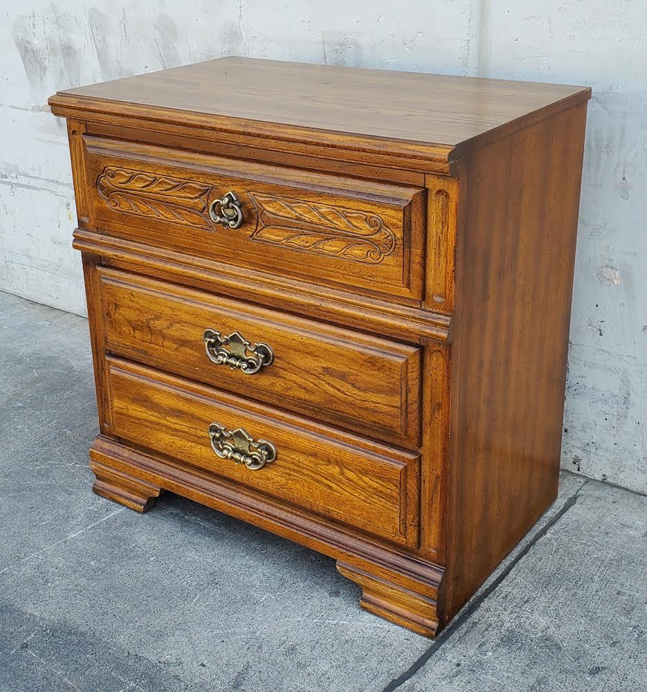 Sumter nightstand end/side table