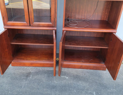 China hutch/ display cabinet and bookcase/ bookshelf cabinet antique/ vintage