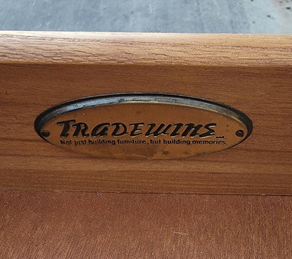 tradewins dresser with mirror lightwood