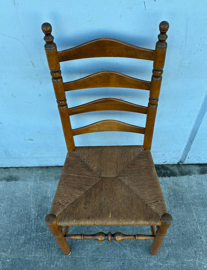 Mid 20th Century Maple Farmhouse Ladder Back Dining Side Chair