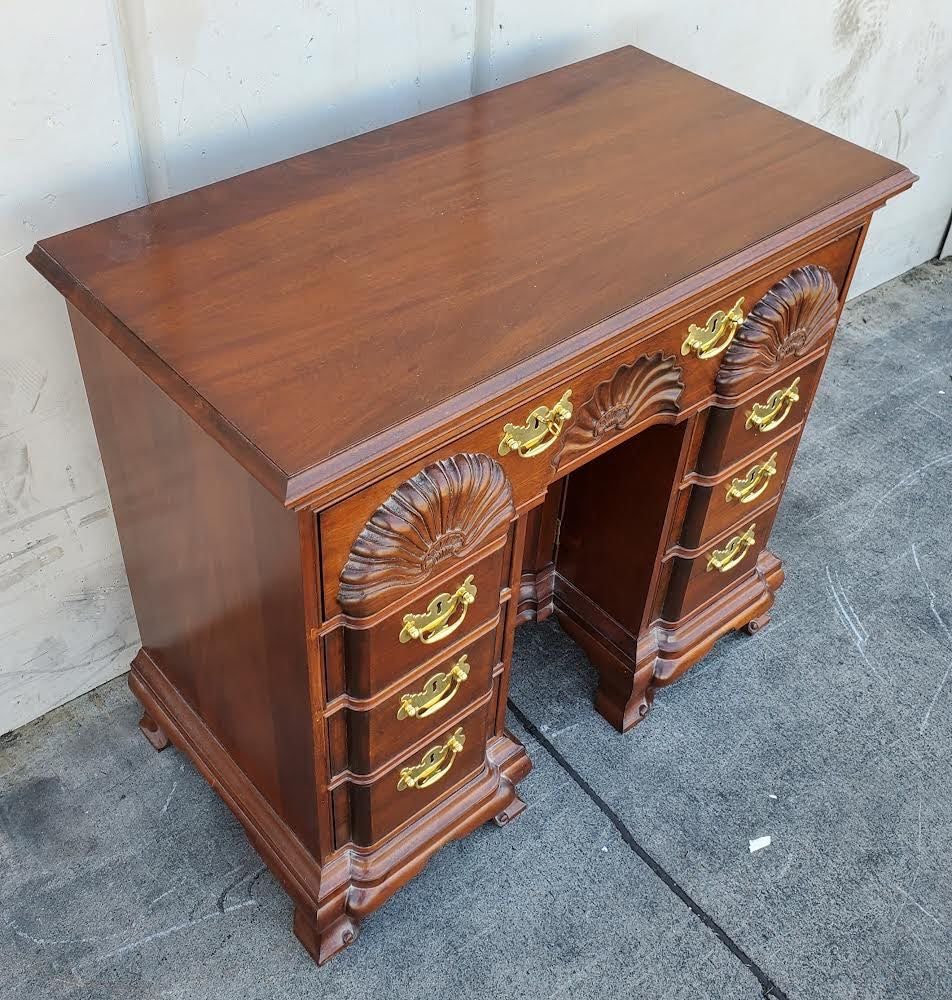 Solid mahogany block front chippendale style chest of drawers/dresser