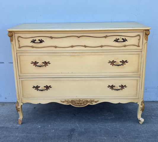 French Provincial 3 Drawer Dresser Light Wood Tall