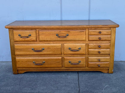 Bassett Vintage Wood Dresser