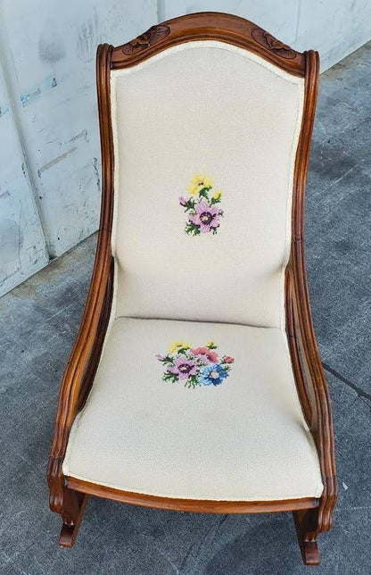 Antique /vintage rocking chair floral white/cream cushion