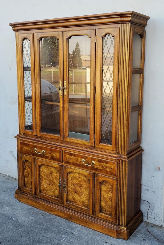 China cabinet hutch