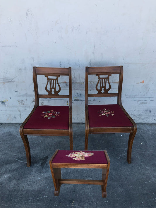 Lexington 2 red floral cushion side dining chairs and stool