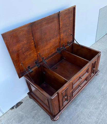 Dark wood coffee table lift top storage