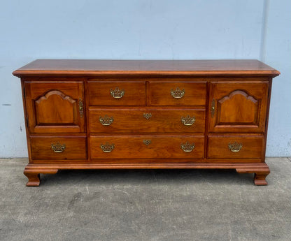 Thomasville Fisher Park Collection Buffet Dresser