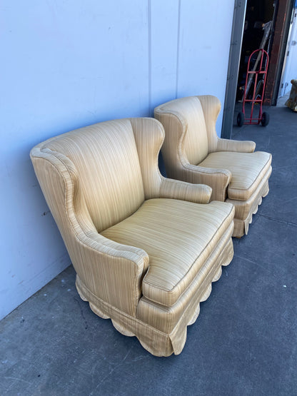 Beige/ tan/ cream antique/vintage armchairs set (2)