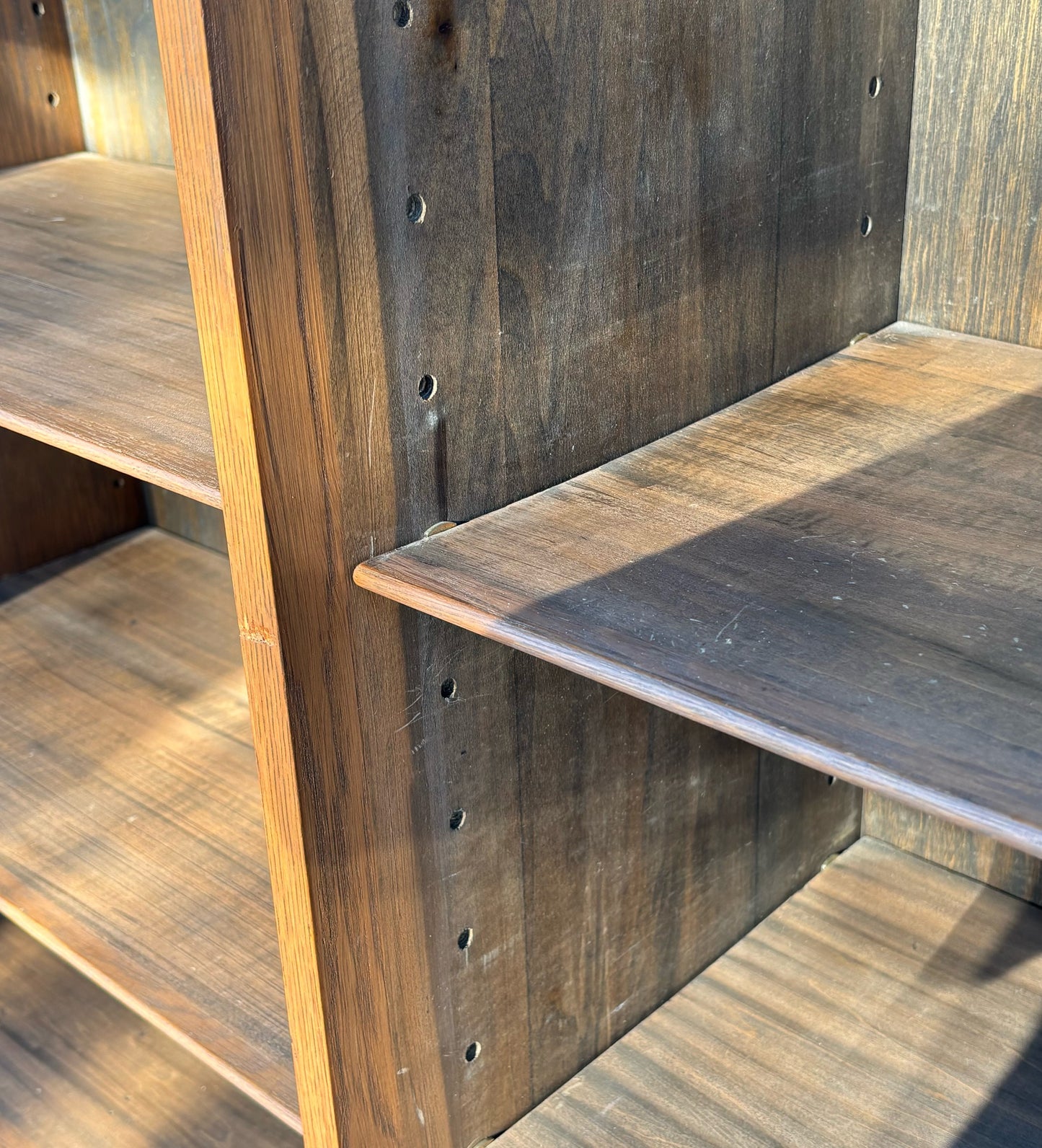 Display cabinet bookcase/shelf