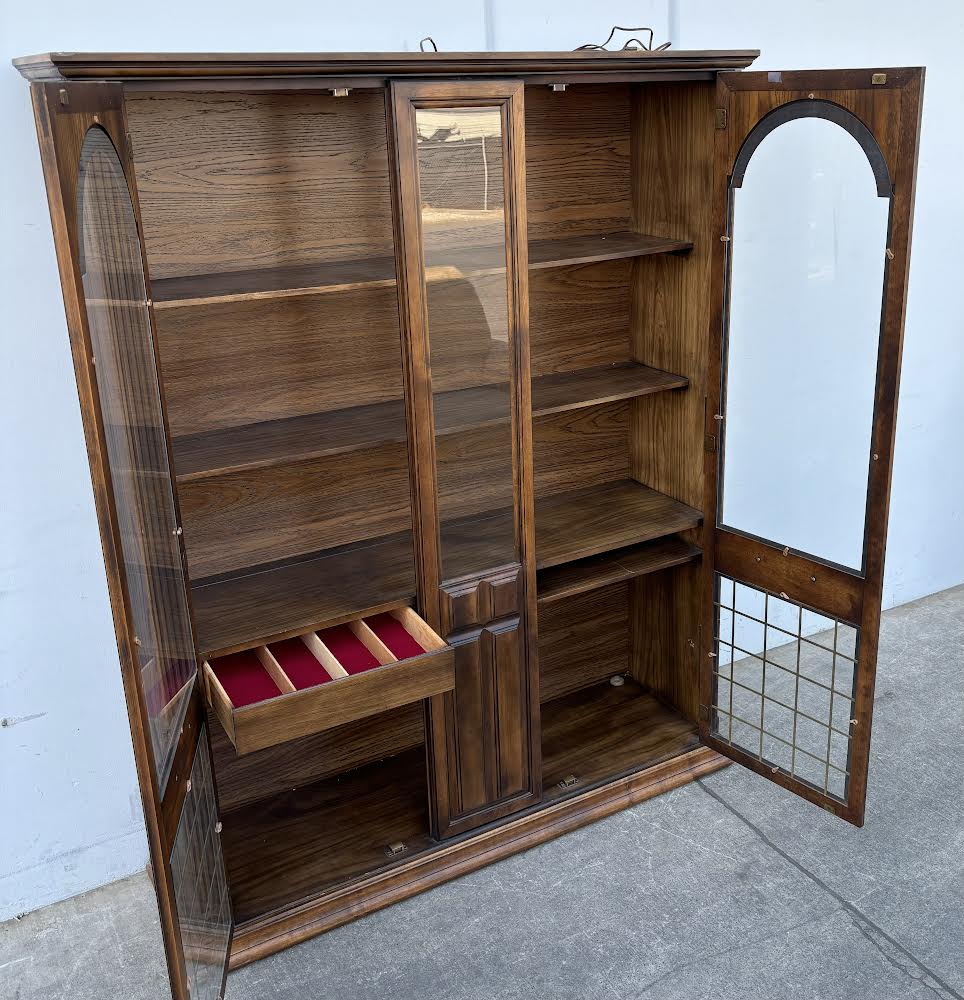 Three Shelf Curio / Hutch display cabinet