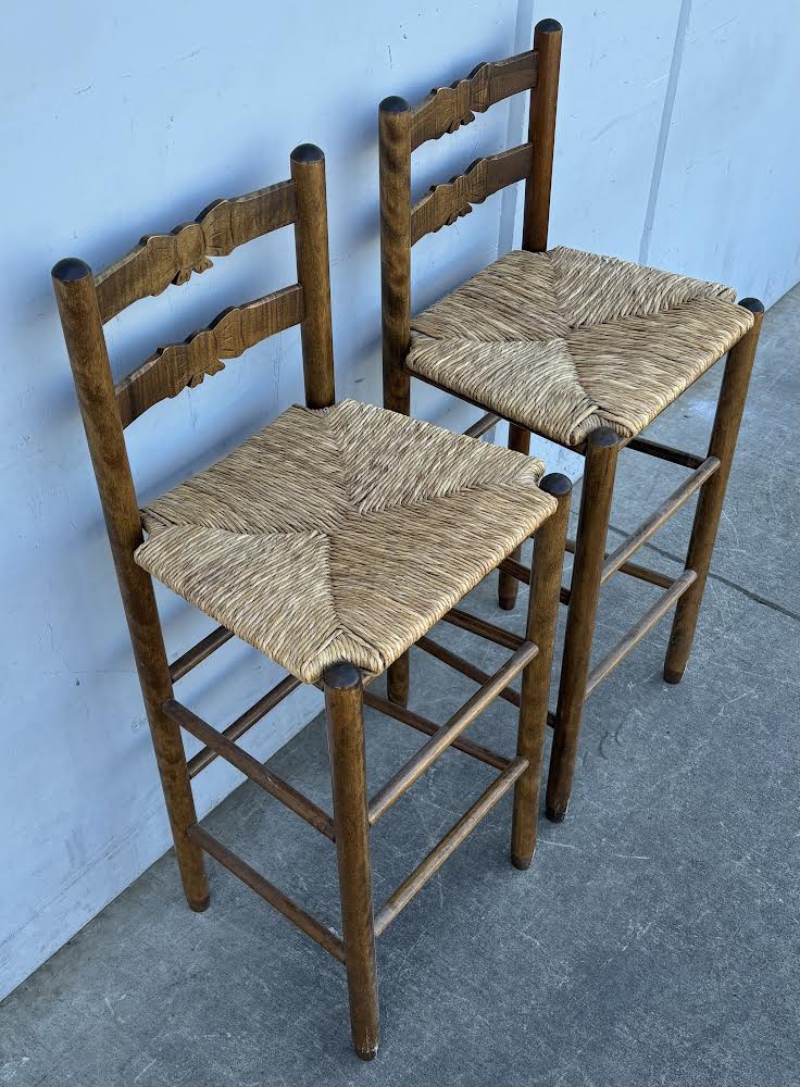 2 Vintage Bow Wooden Bar Ladder Chairs Stools