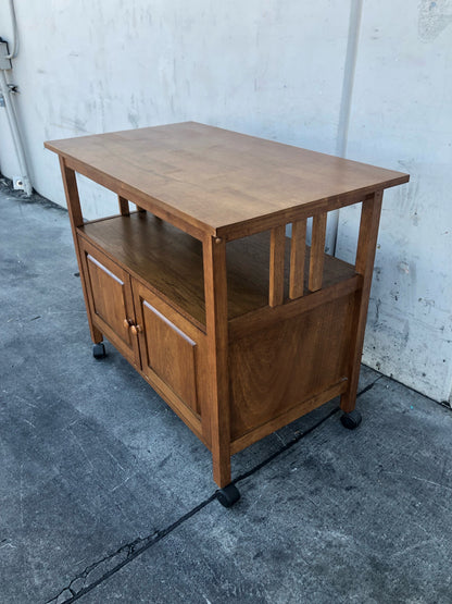 end/side table on wheels