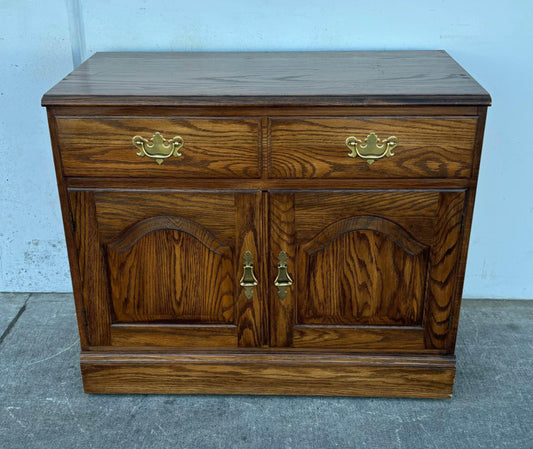 Vintage Knob Creek Oak Nightstand Pennsylvania house