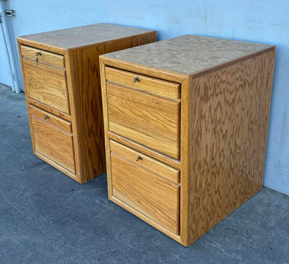 Light wood (2) file cabinets with key