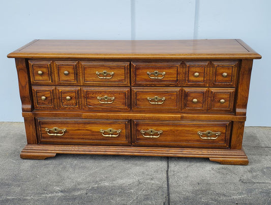 Lea dresser /chest of drawers vintage