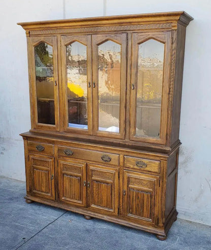 Ethan allen china cabinet hutch