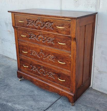antique/vintage dark wood carved dresser /commode/chest of drawers