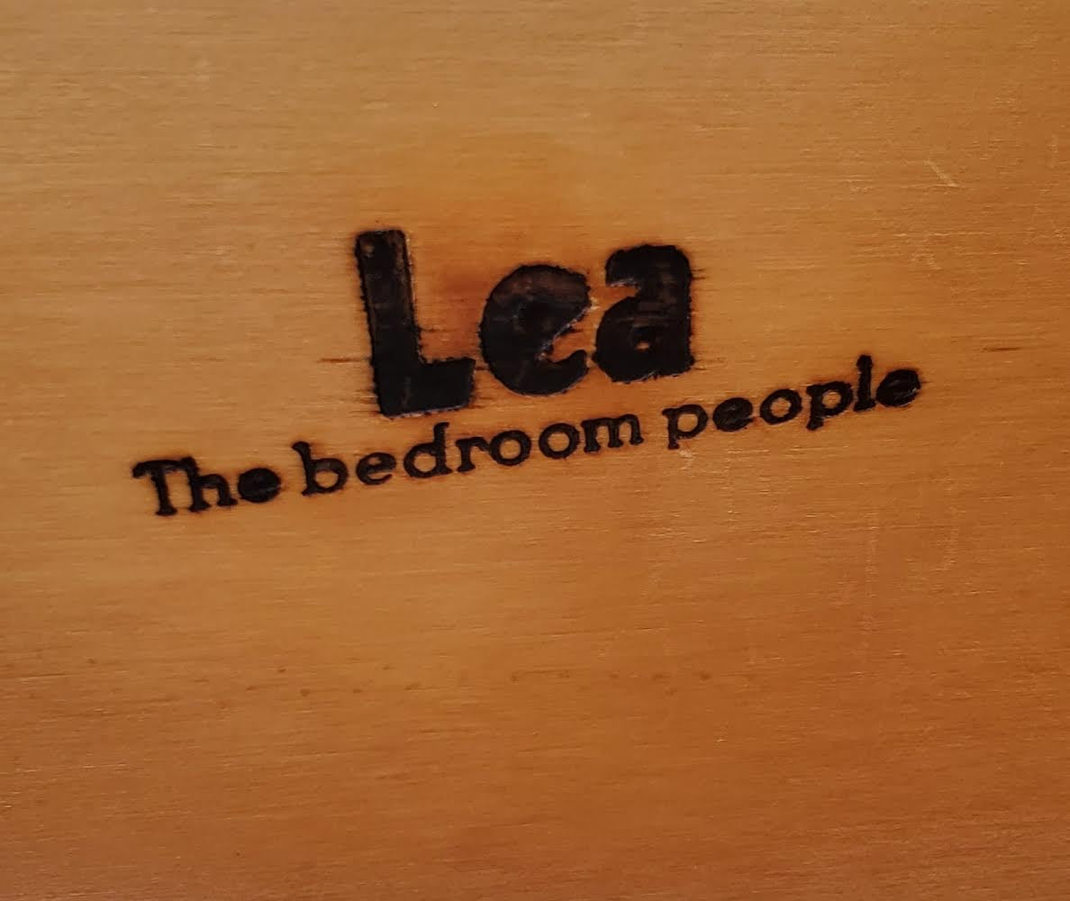 Lea dresser /chest of drawers vintage