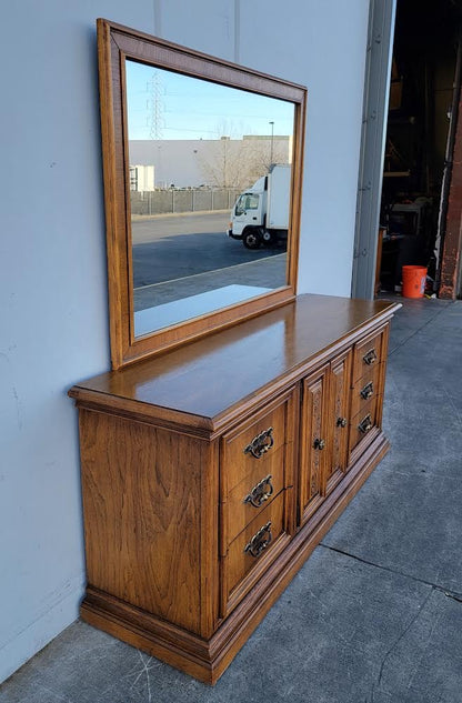 Broyhill premier buffet/ cabinet/ dresser  with mirror