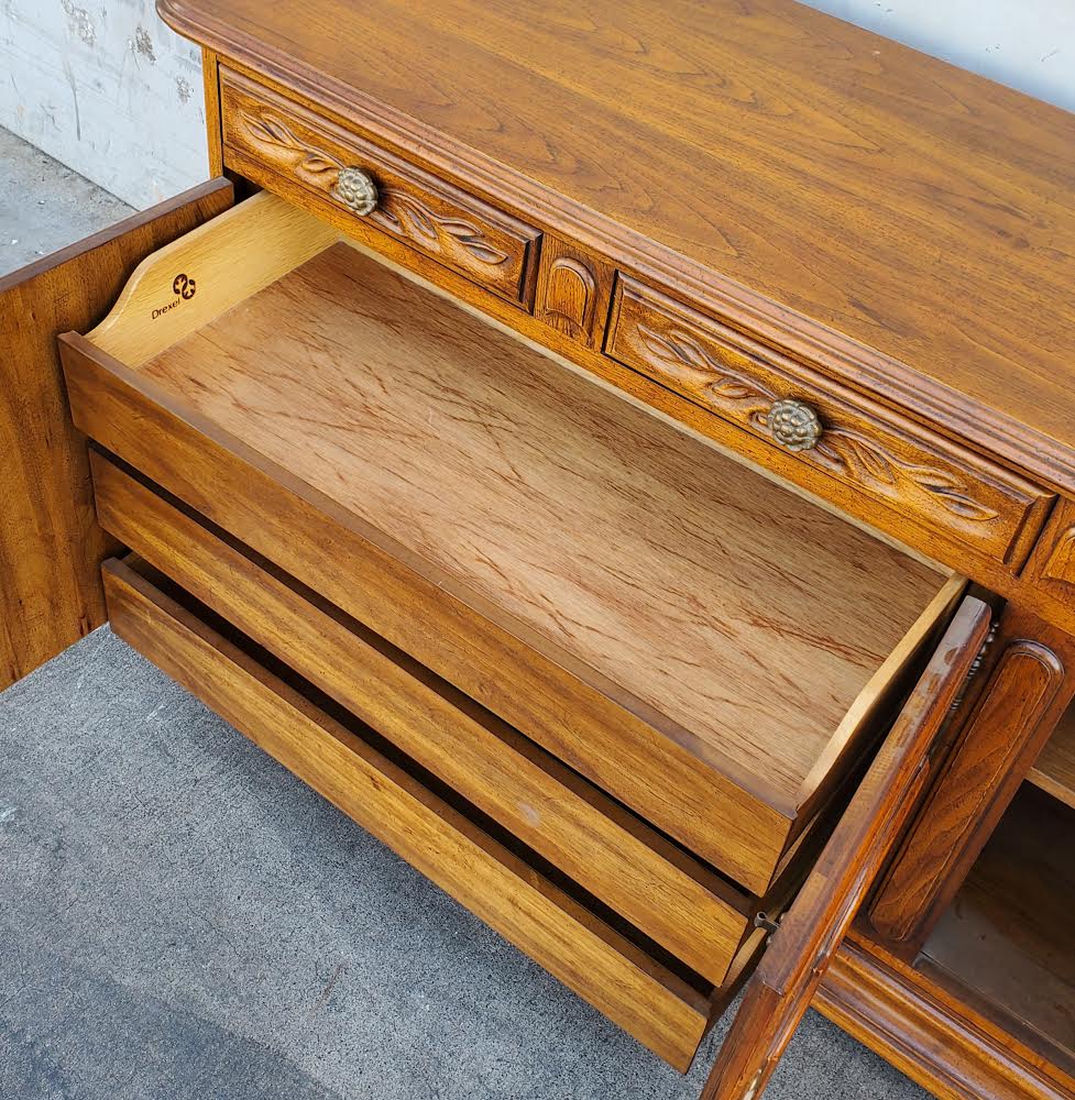 Drexel sideboard/buffet serving cabinet