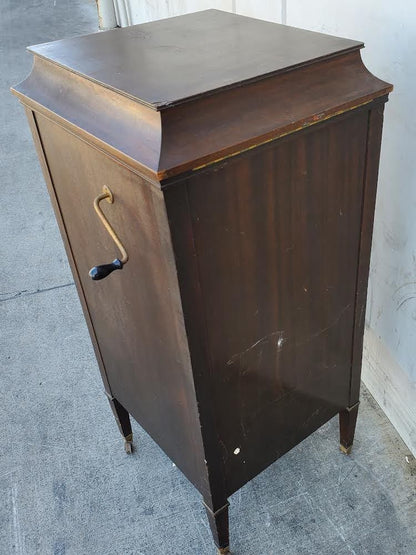 Edison disc phonograph antique/vintage