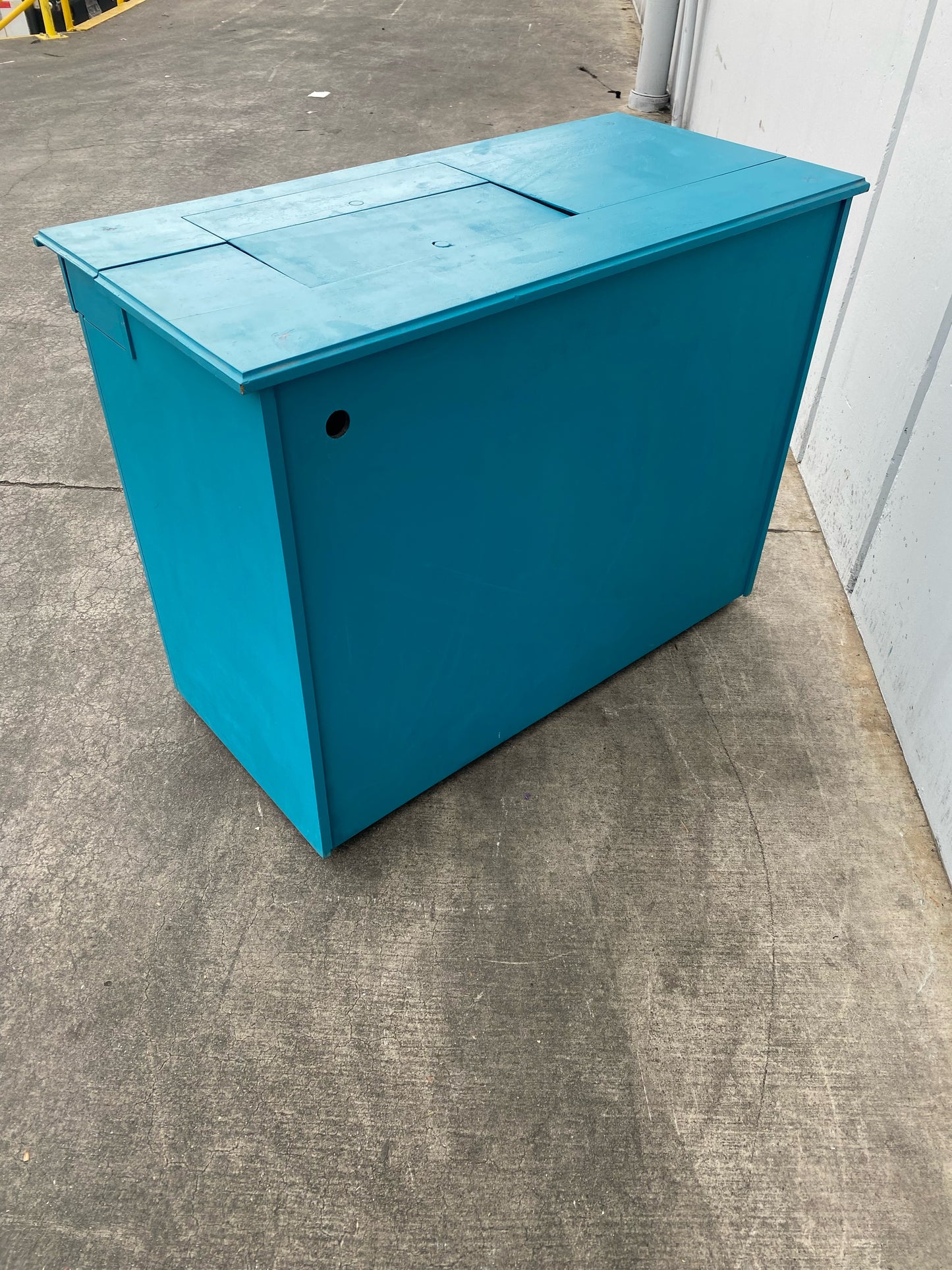blue sideboard/ buffet/kitchen cabinet