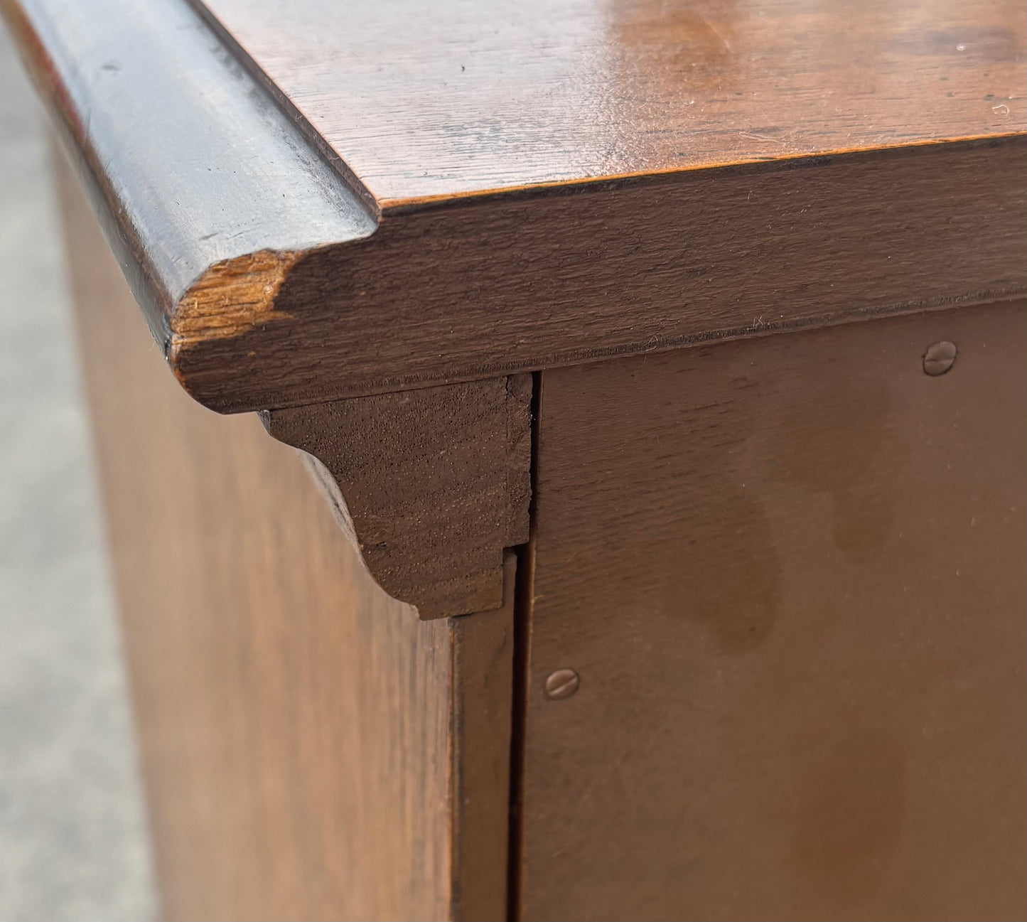 Drexel style end/ side tables (2)