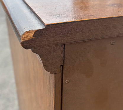 Drexel style end/ side tables (2)