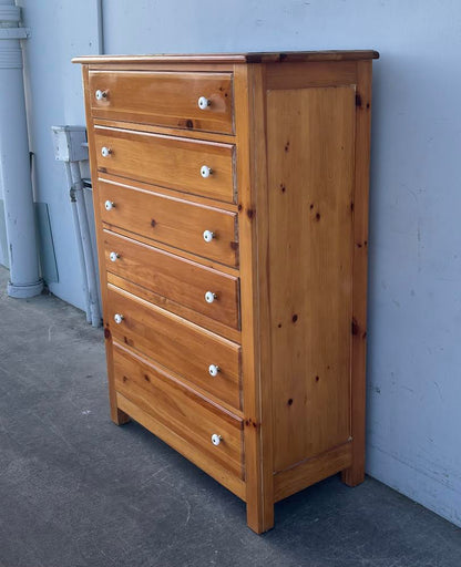 Southern Furniture 6-Drawer Pine Chest Dresser
