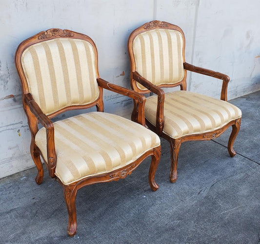 Klaussner antique/vintage French style accent/armchairs (2) tan