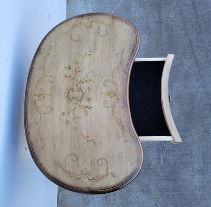 antique/ vintage kidney shaped end/ side table