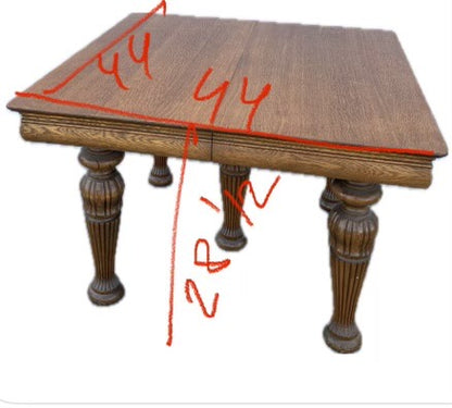 Regal furniture co. Dining table with 5 leaves