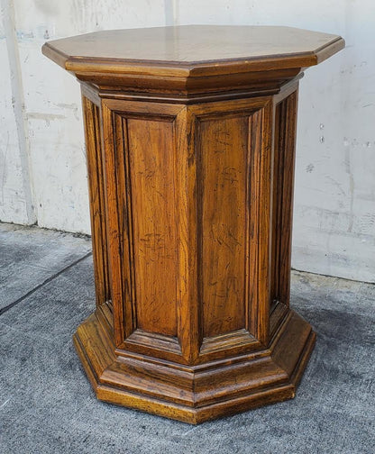 Octagonal end/side table
