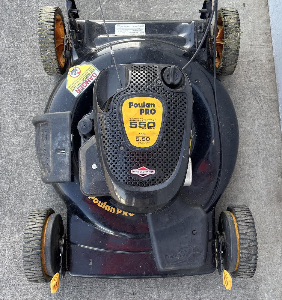 Poulan Pro 550 Series 158 cc Self Propelled Lawn Mower (works)