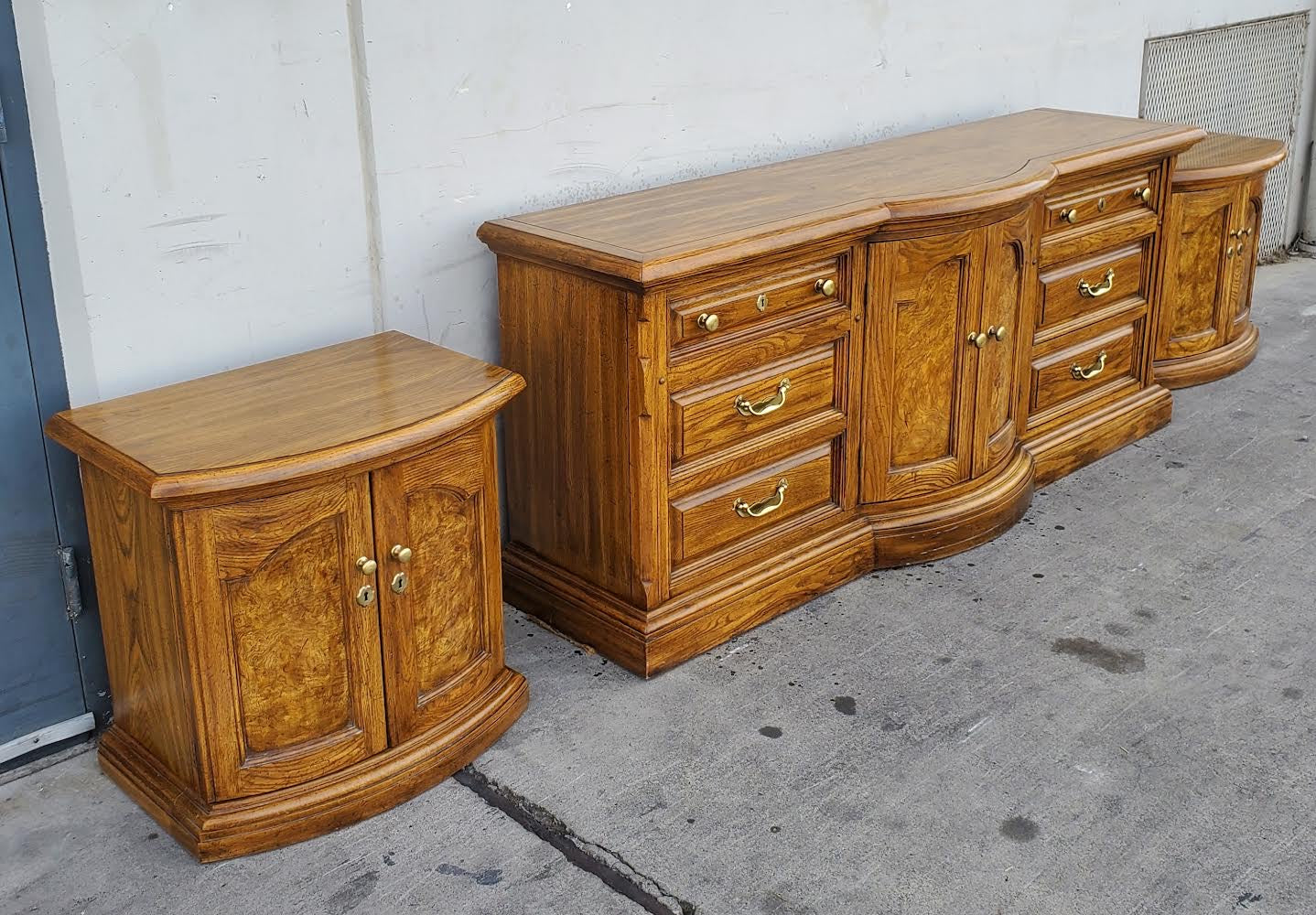 American of martinsville dresser /buffet and 2 nightstands/end/side tables set