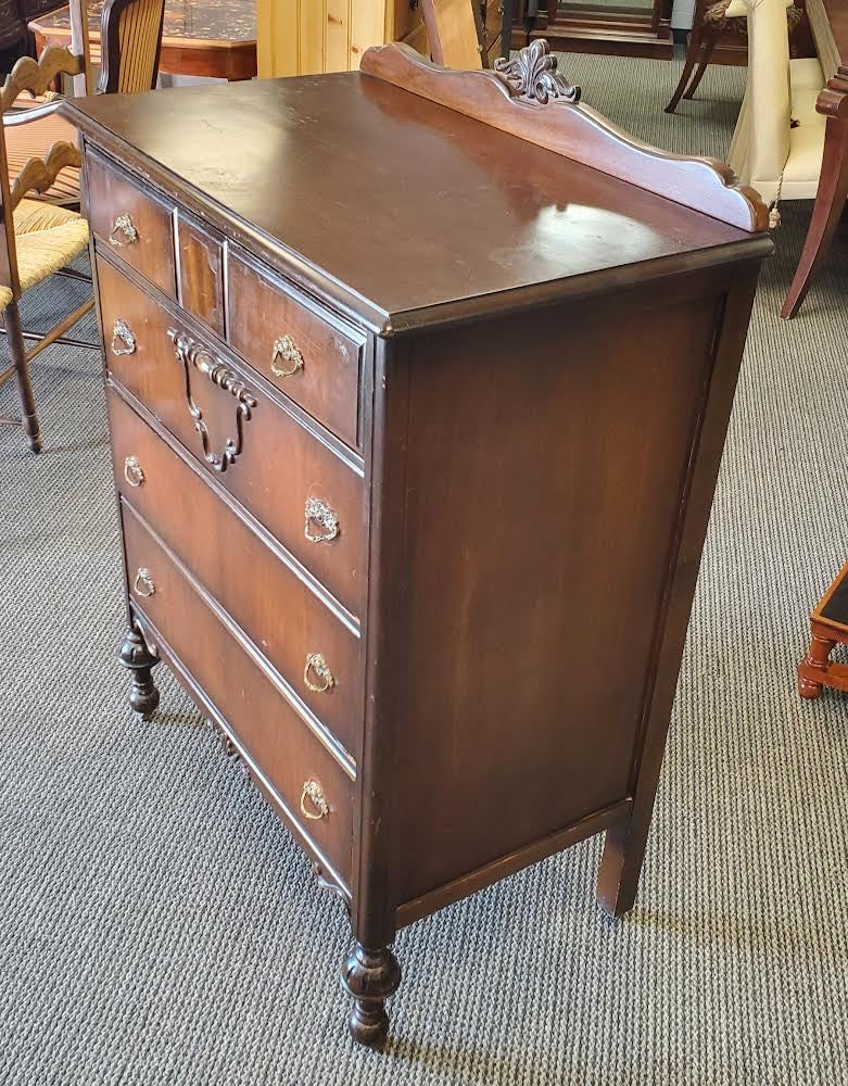 Antique/vintage dresser /highboy