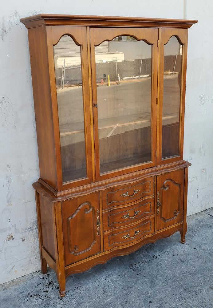 China hutch display cabinet
