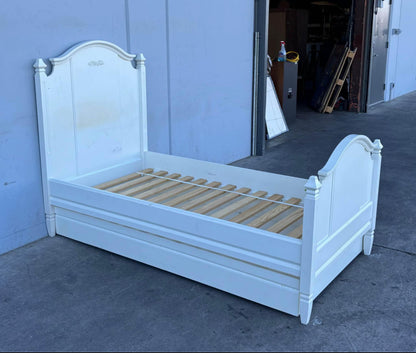 Twin Madeline Trundle Bed