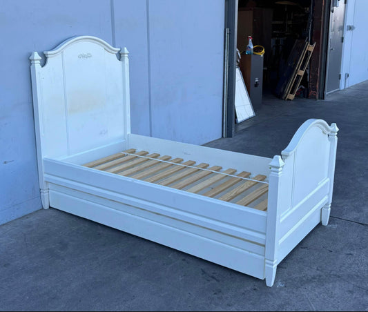 Twin Madeline Trundle Bed