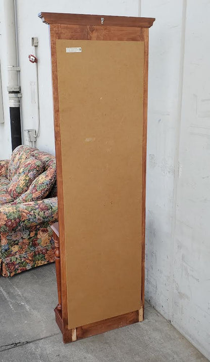 Pulaski mahogany vintage solid wood entry/hallway tree with mirror and hat rack