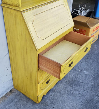 Secretary desk/bookcase yellow